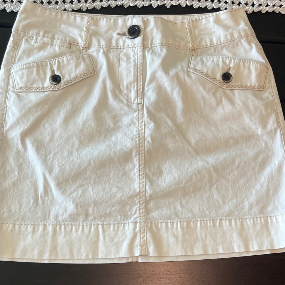 White House Black Market Skirt